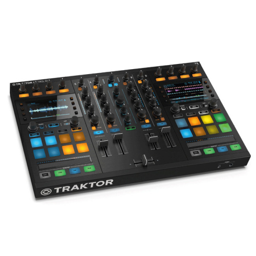 Native Instruments Traktor Kontrol S5