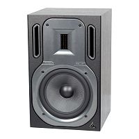 Behringer B3031A