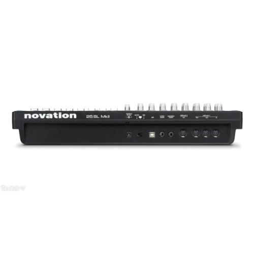 Novation 25 SL mk II фото 2