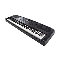 Yamaha DGX-670 B